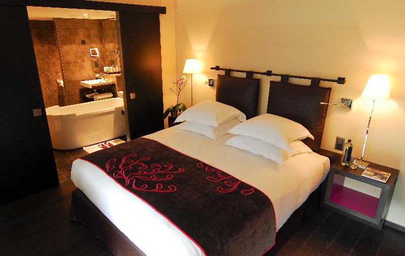Eastwest Hotel