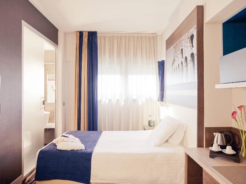 Mercure Roma Centro Colosseo image