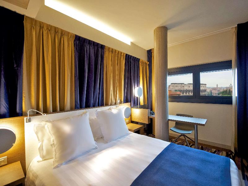 Mercure Roma Centro Colosseo image