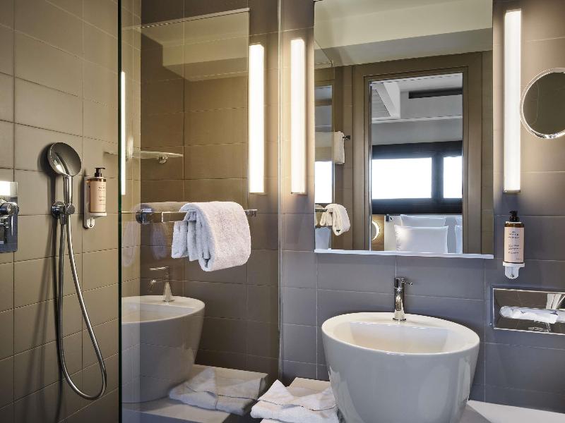 Mercure Roma Centro Colosseo image
