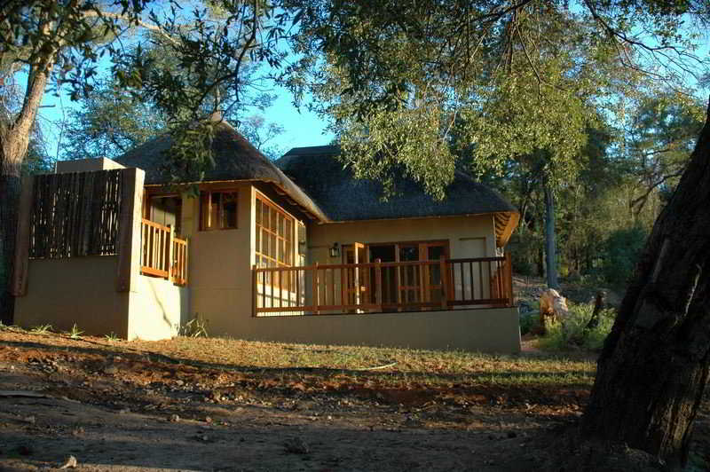 Hotel Divava Okavango Resort and Spa