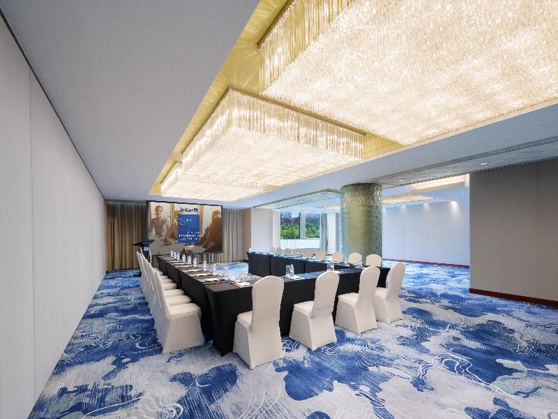 Stay in style at Radisson Blu New World