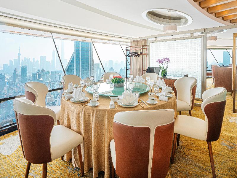 Stay in style at Radisson Blu New World