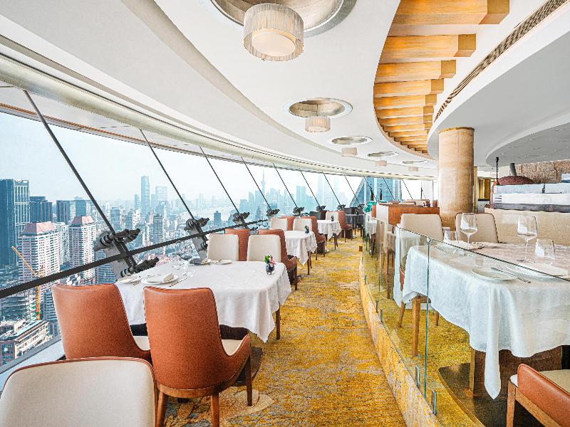 Stay in style at Radisson Blu New World