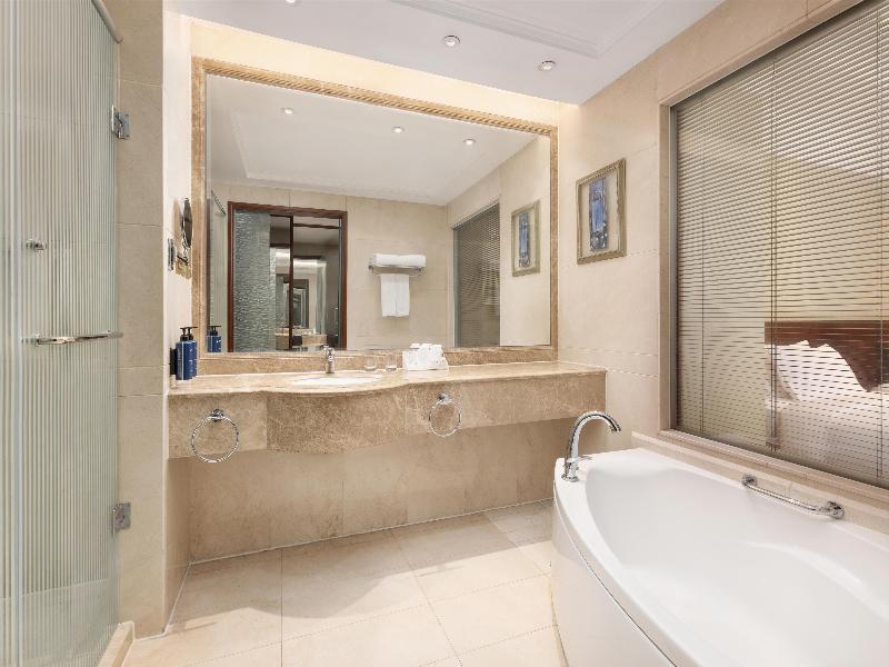 Stay in style at Radisson Blu New World
