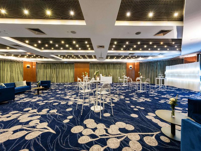 Sofitel Gold Coast Broadbeach image
