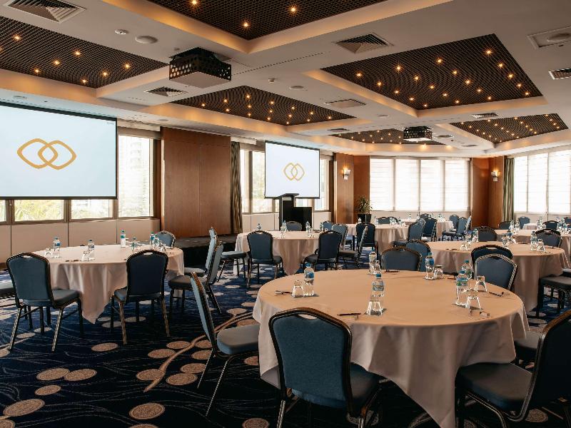 Sofitel Gold Coast Broadbeach image