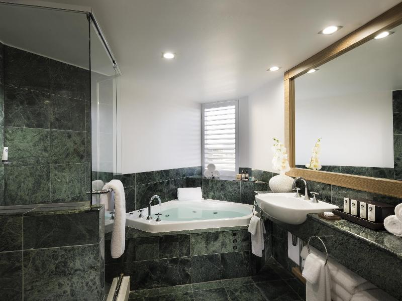 Sofitel Gold Coast Broadbeach image