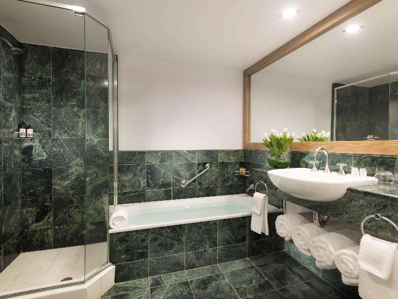 Sofitel Gold Coast Broadbeach image