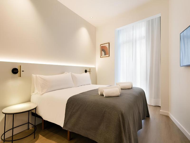 Vale Suites image
