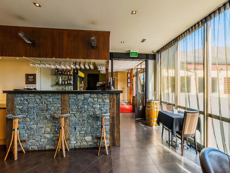 Oakridge Resort Wanaka image
