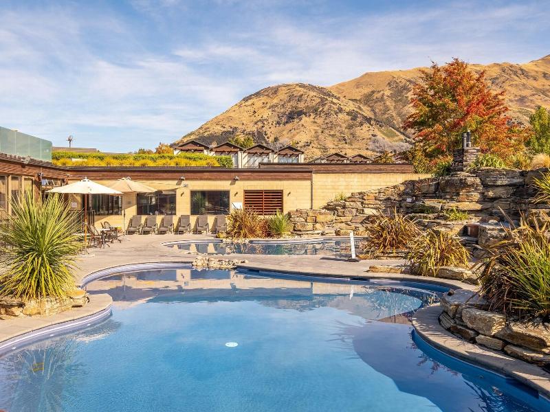 Oakridge Resort Wanaka image