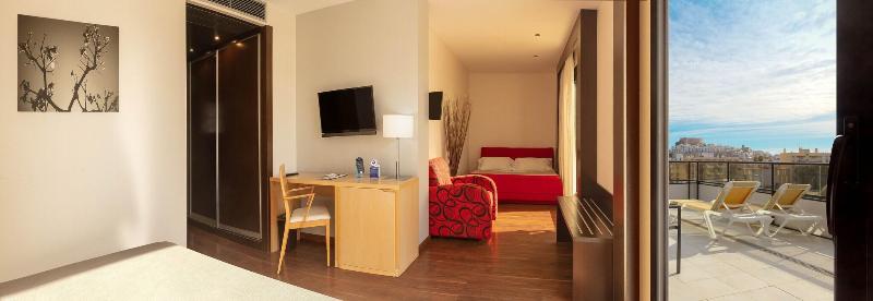 Bed room