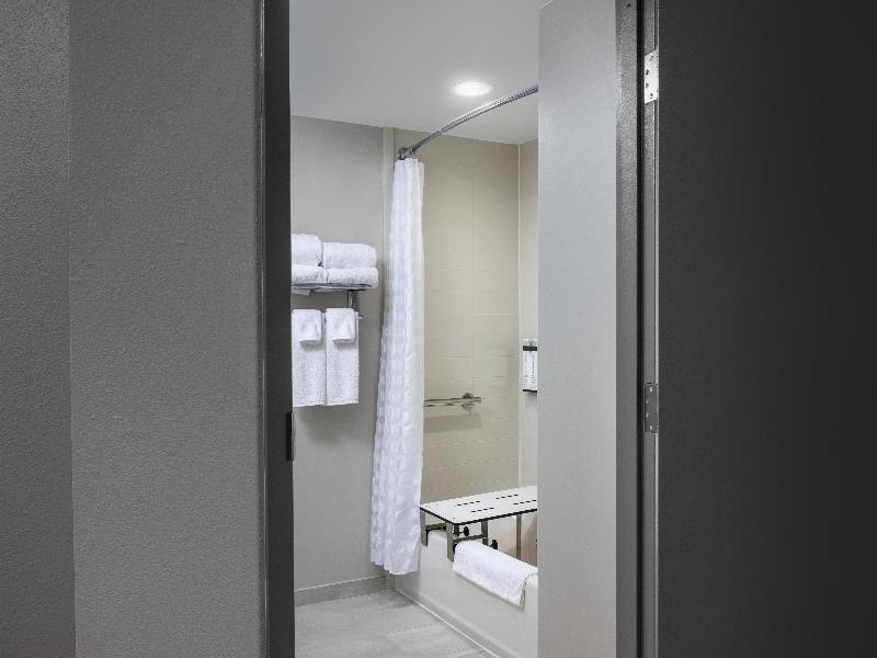 Hyatt Place Sterling Dulles Arprt N image