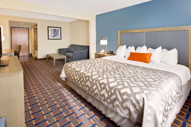 Hotel Wingate by Wyndham Arlington Heights