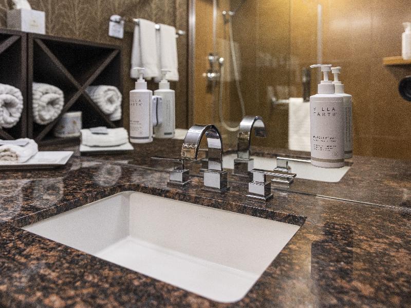 Hotel Blackfoot image