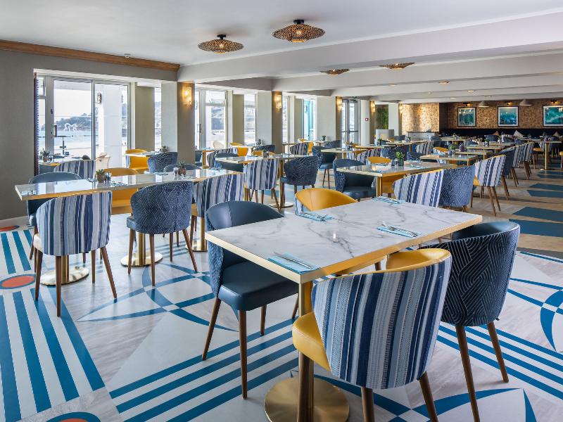 Golden Sands — restaurant