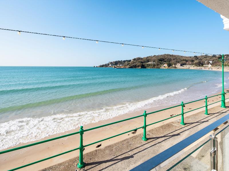 Golden Sands