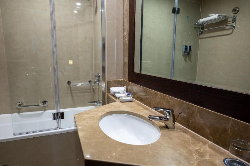 Four Points by Sheraton Sheikh Zayed Road image