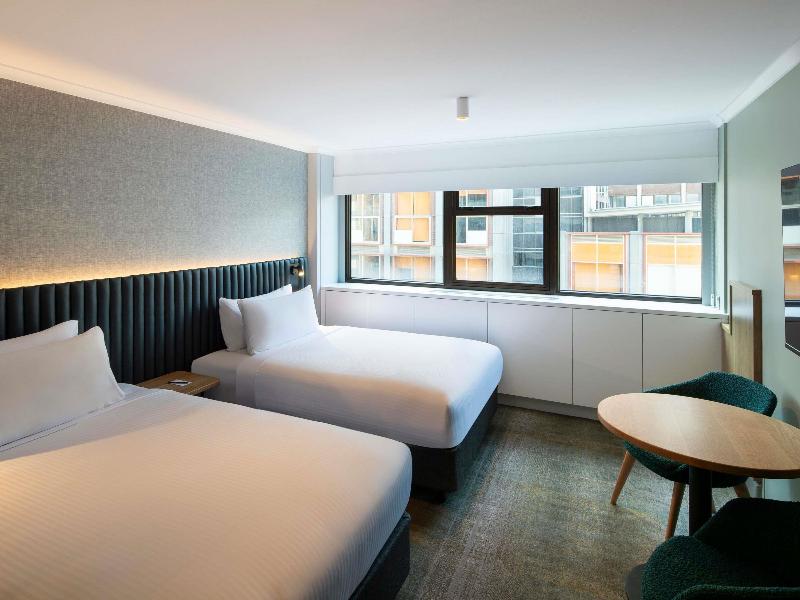 Novotel Sydney City Centre image