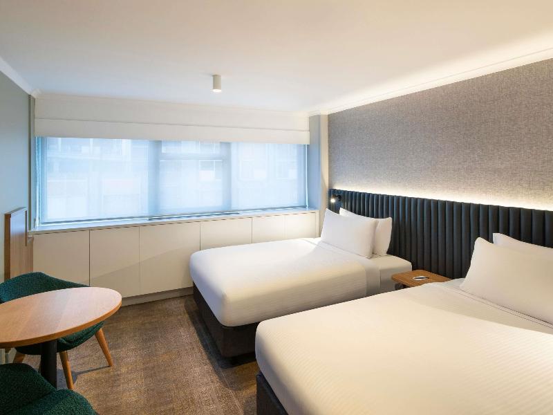 Novotel Sydney City Centre image