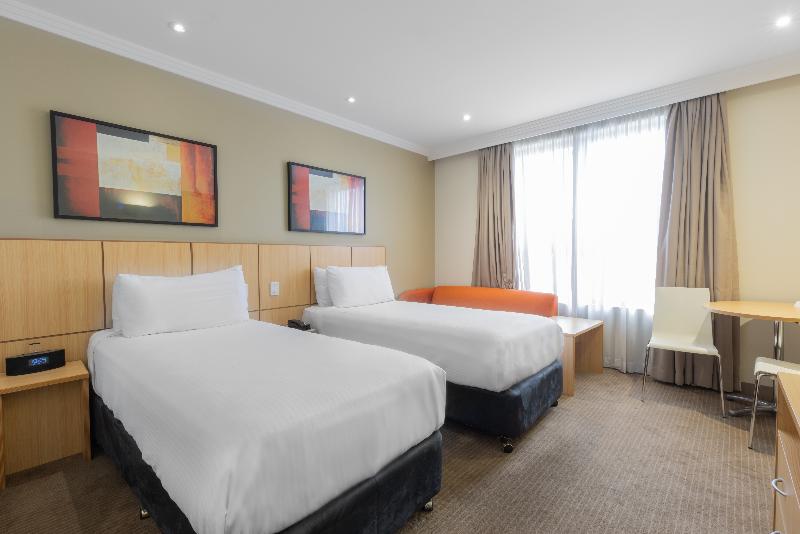 Mercure Brisbane Garden City image
