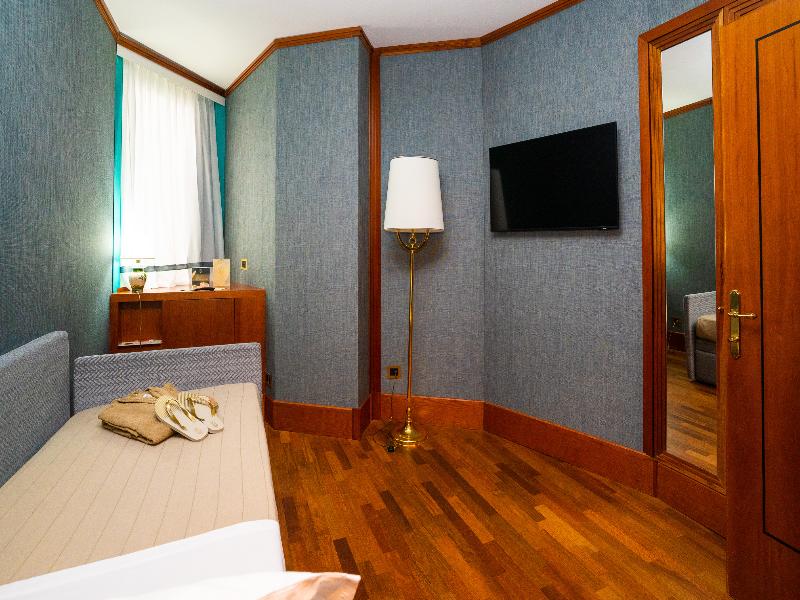 Grand Hotel Duca d'Este image