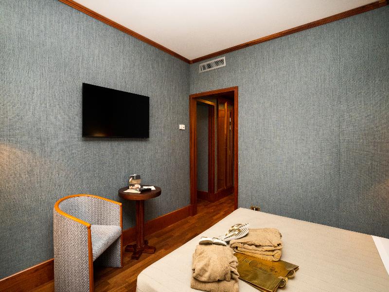 Grand Hotel Duca d'Este image