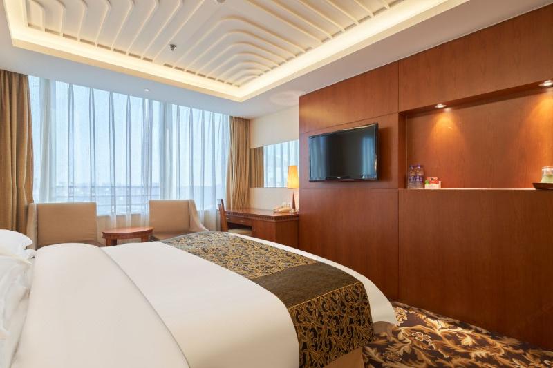 Howard Johnson Paragon Hotel Beijing image