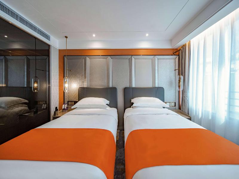 Howard Johnson Paragon Hotel Beijing image