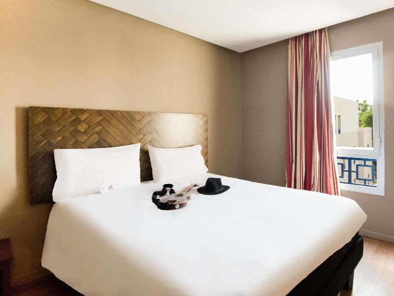 Ibis Oujda image