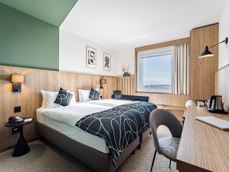 EVERNESS Hotel & Resort image