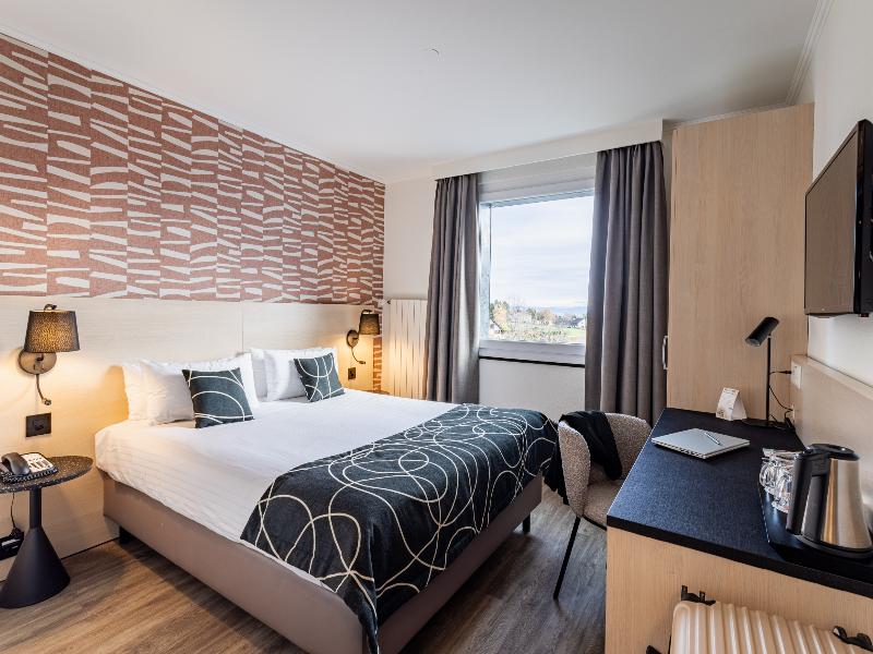 EVERNESS Hotel & Resort image