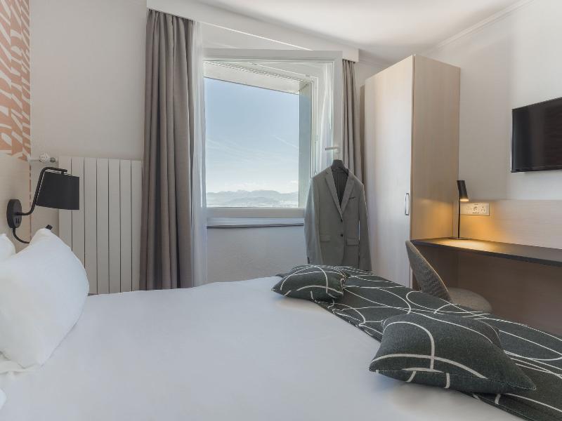 EVERNESS Hotel & Resort image