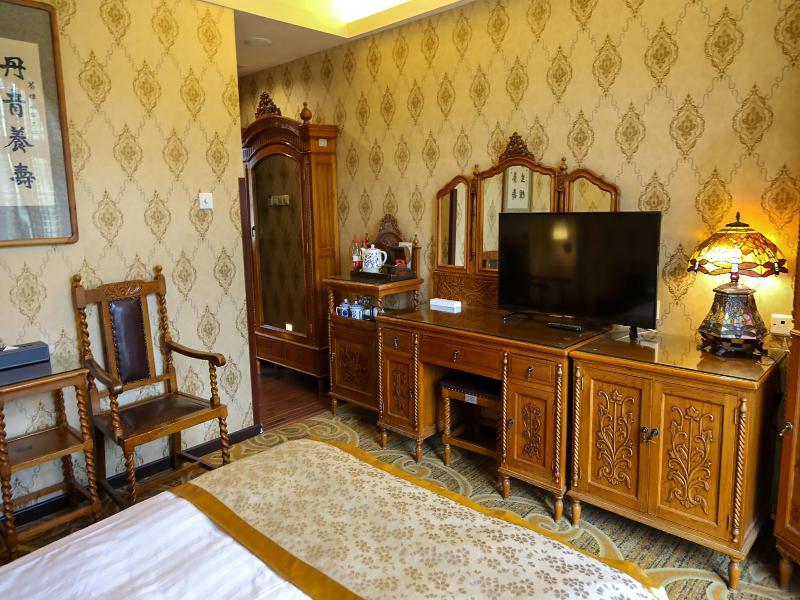 Dongfang Hotel Beijing image