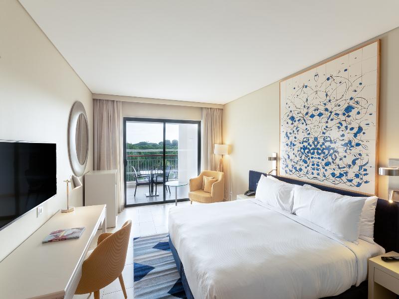 Hilton Vilamoura As Cascatas Golf Resort & Spa image