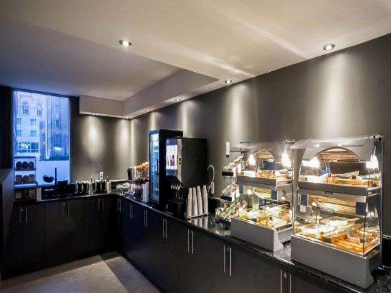 Hotel Faubourg Montreal image