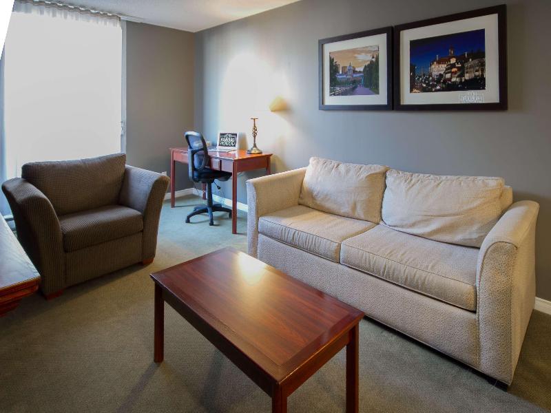 Hotel Faubourg Montreal image
