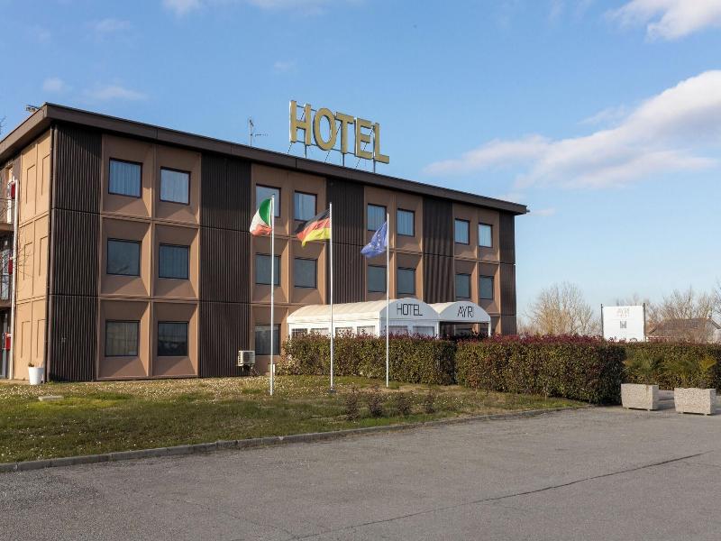 Ayri Hotel image