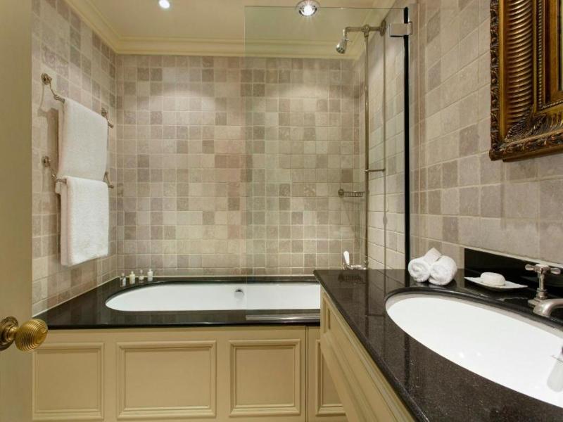 The Gore London - Starhotels Collezione image