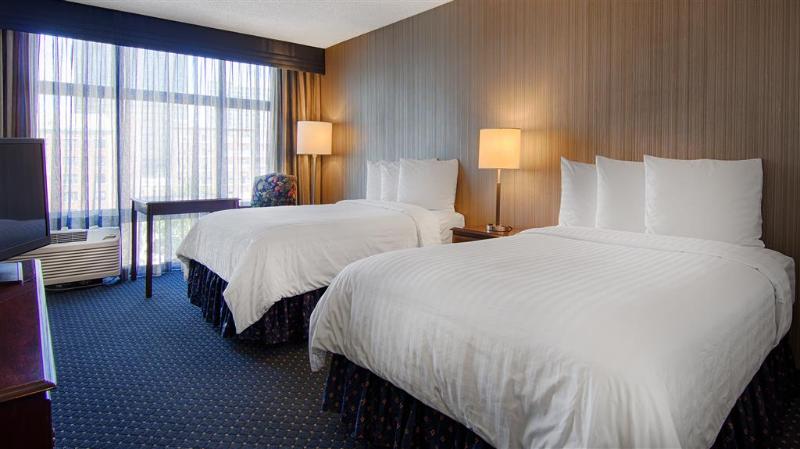 Holiday Inn Chicago North-Evanston image