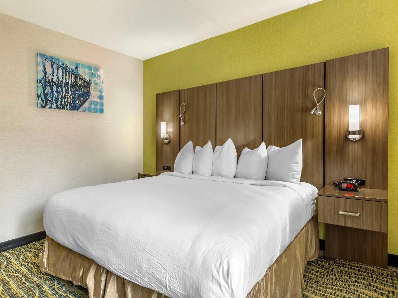 Best Western Plus New Englander image