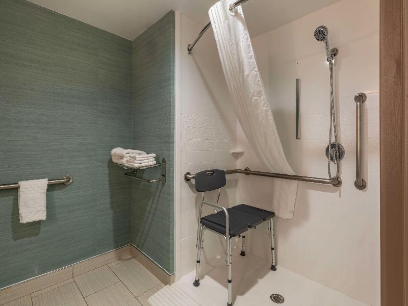 Best Western Plus New Englander image