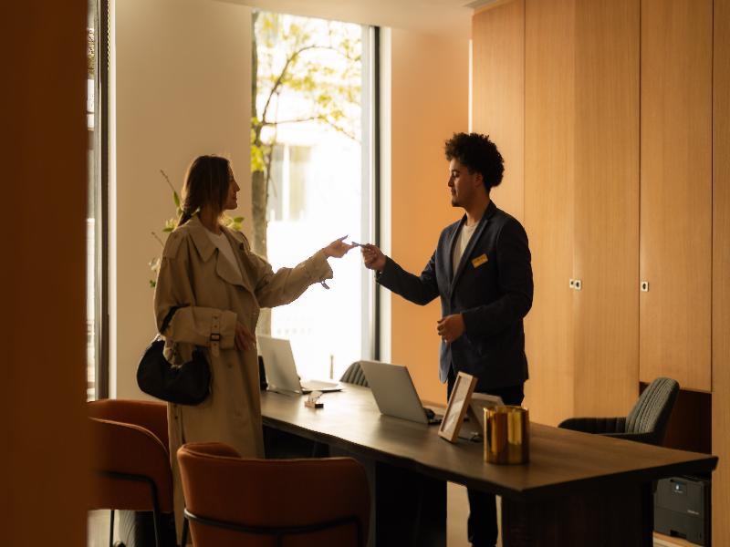 9Hotel Sablon image