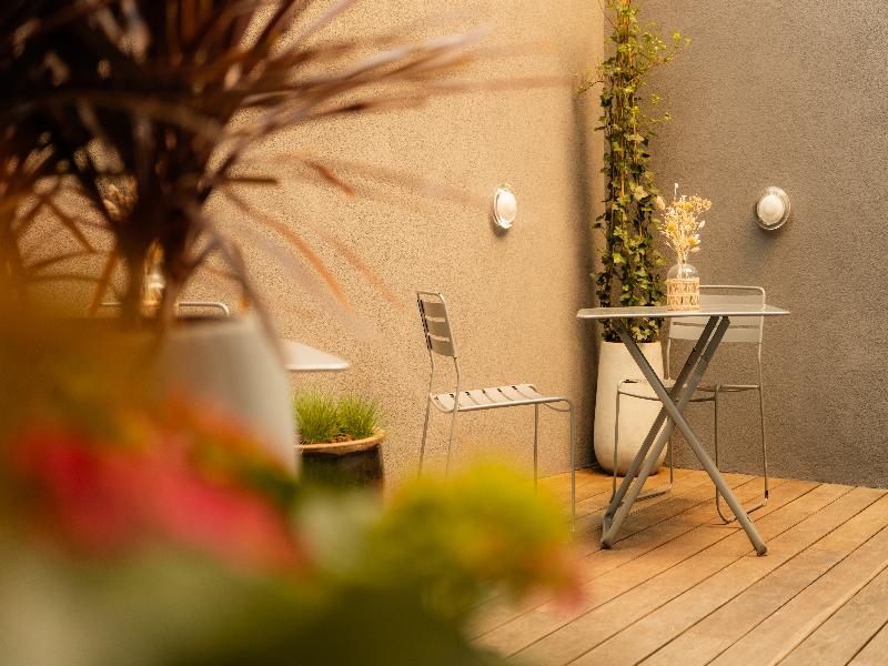 9Hotel Sablon image