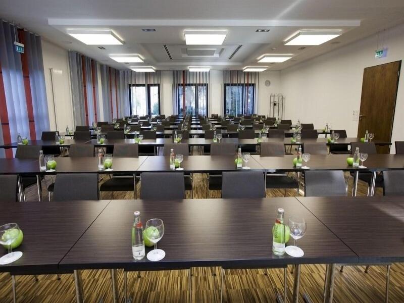 Jugendherberge Köln-Riehl - City Hostel image
