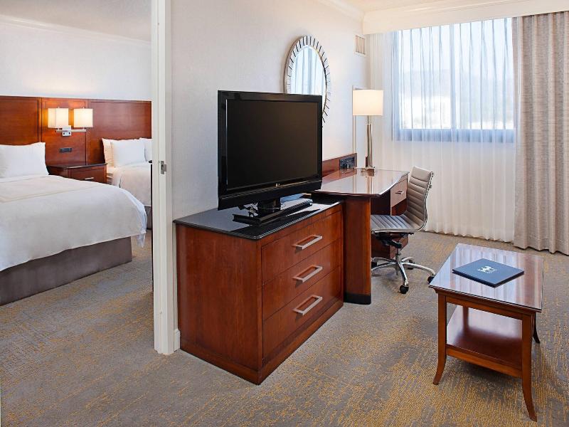 Los Angeles Marriott Burbank Airport image