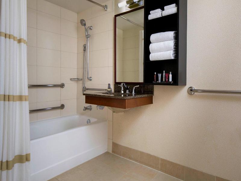 Los Angeles Marriott Burbank Airport image