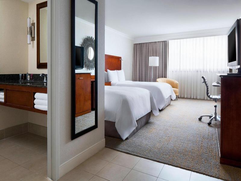 Los Angeles Marriott Burbank Airport image