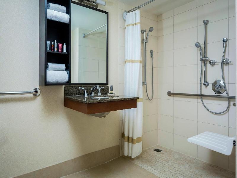 Los Angeles Marriott Burbank Airport image
